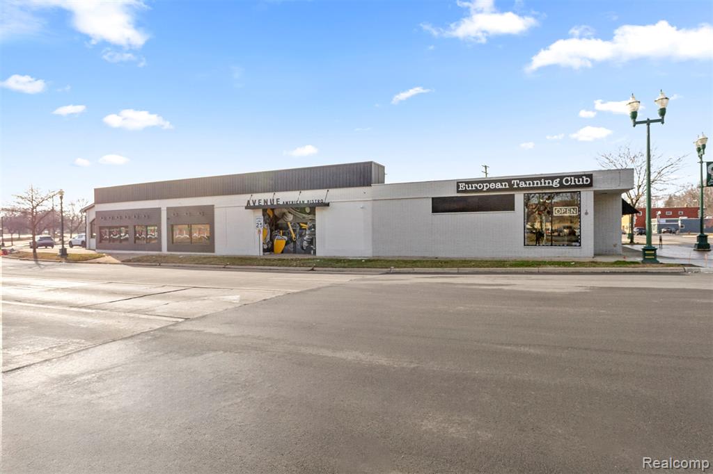 Additional view of 35501 W Michigan Ave