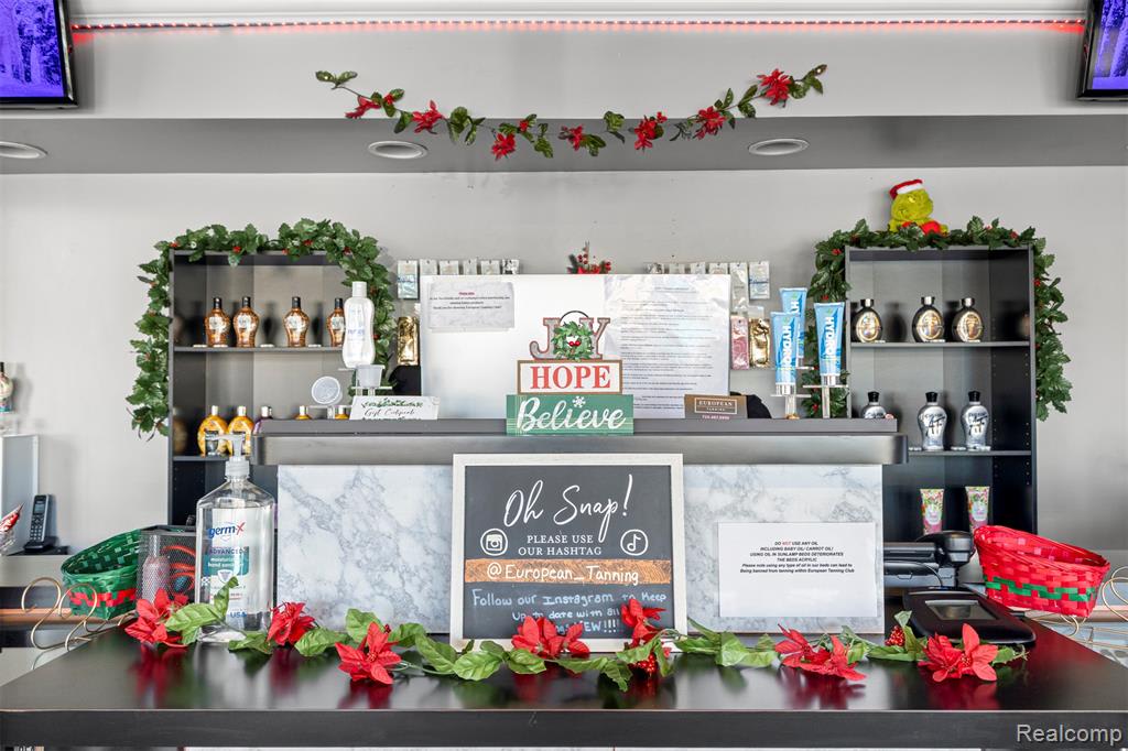 Additional view of 35501 W Michigan Ave