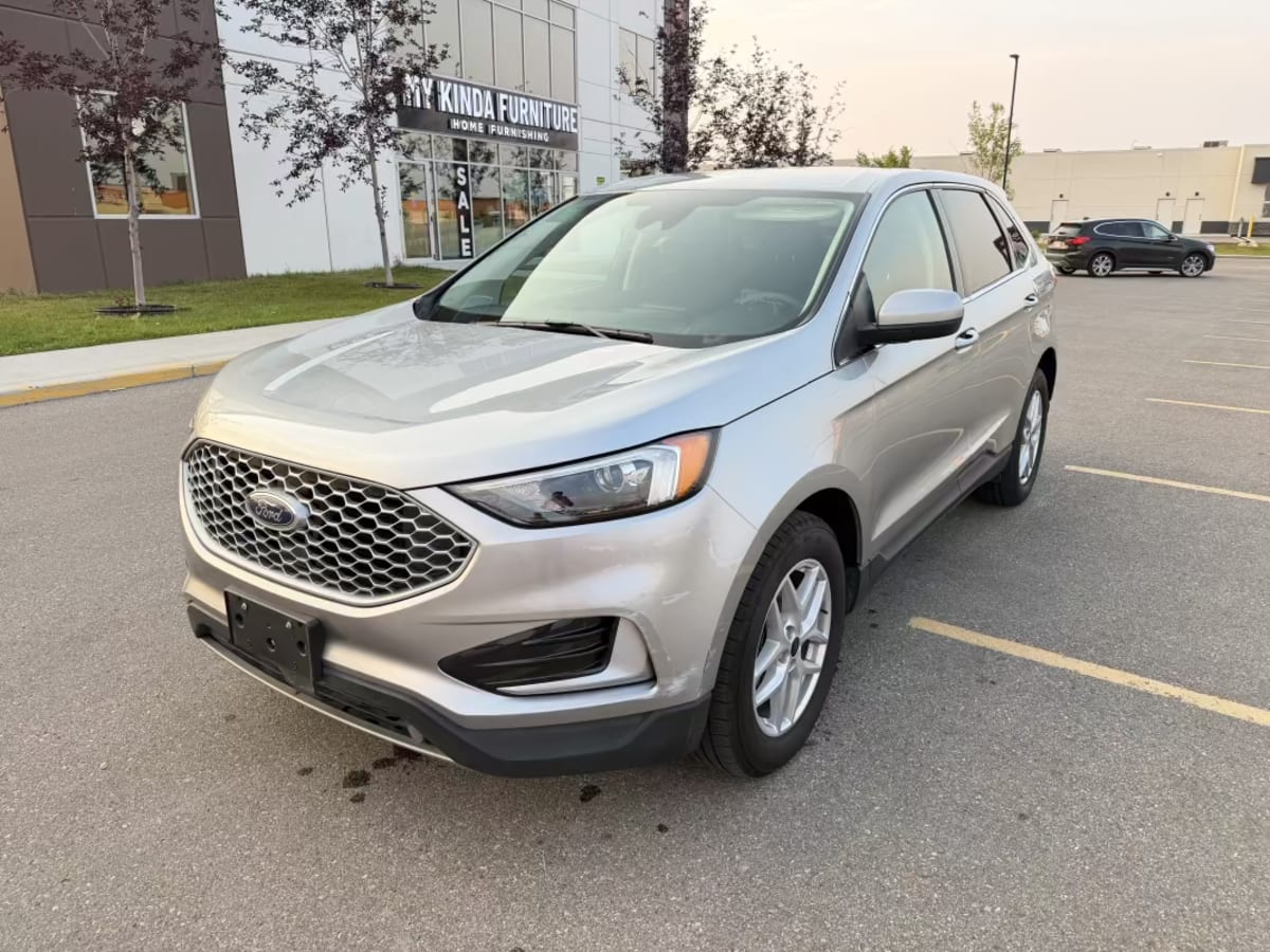 2023 Ford Edge