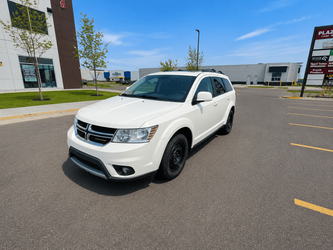 Used 2016 Dodge Journey R/T for sale in Calgary - 92,645 km - AMVIC inspected