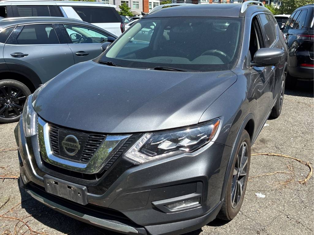 Used 2017 Nissan Rogue Platinum for sale in Calgary - 183,245 km - Mechanical Fitness Assessment completed
