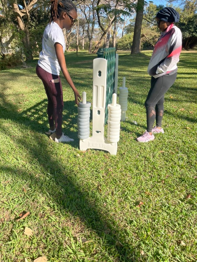 Giant Connect 4 - Image 1
