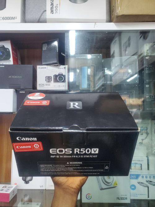 CANON EOS R50 V 
