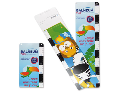 Medidores infantiles de pared para merchandising