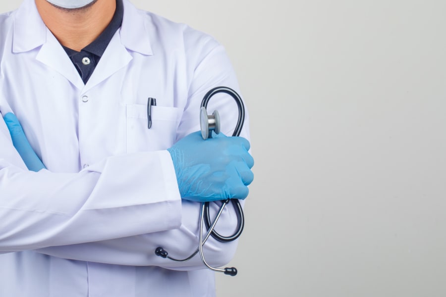 Atención médica y protección de salud