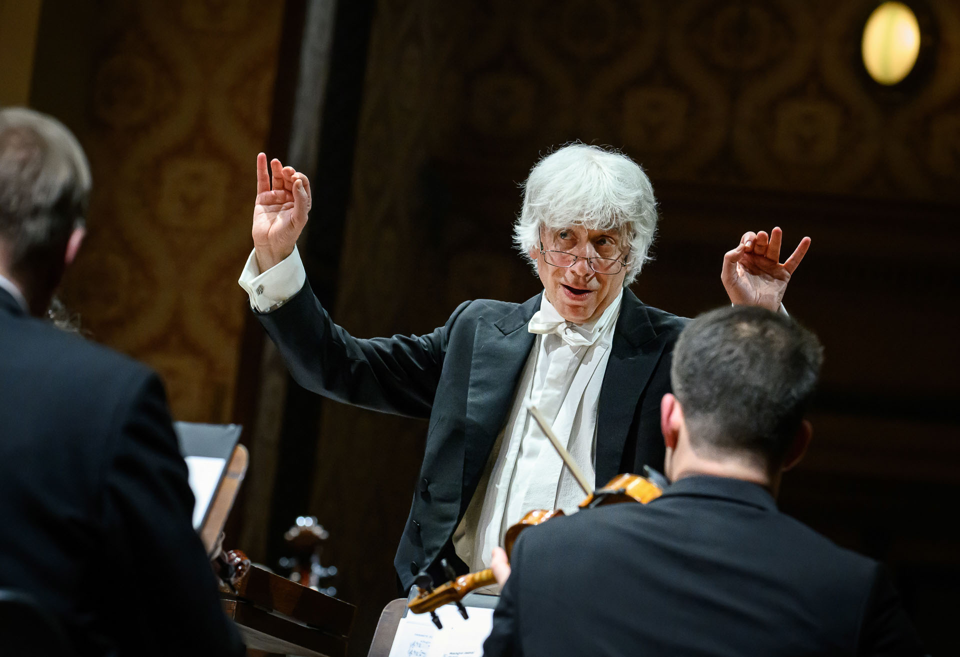 Klasika Plus: "Antonini Cast a Spell"
