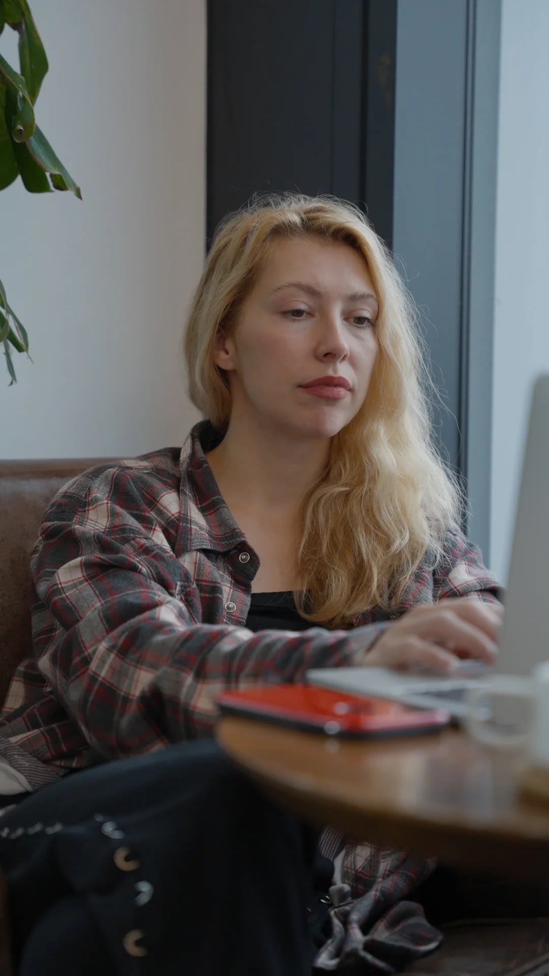 Amber - Chapter Speilfield - Image 2