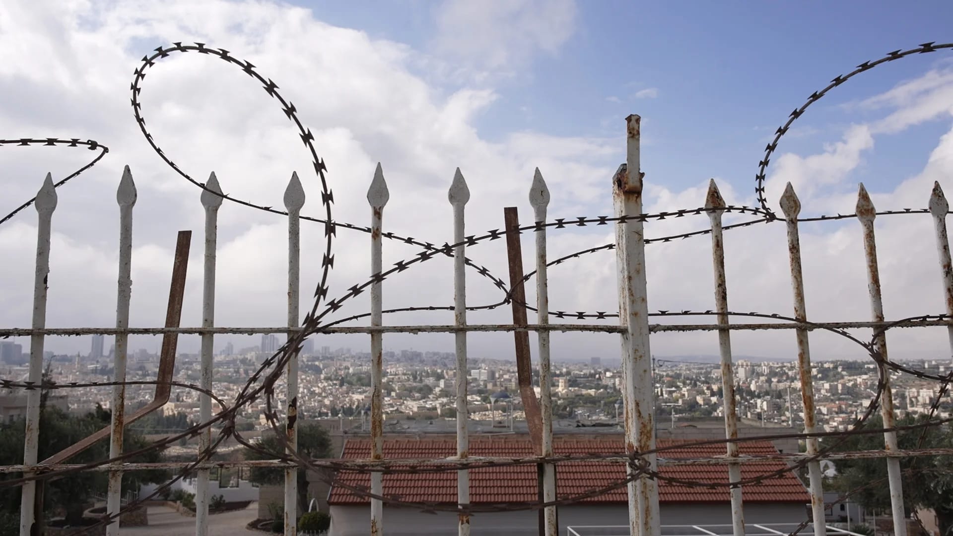 Israel-West Bank Border - Image 3