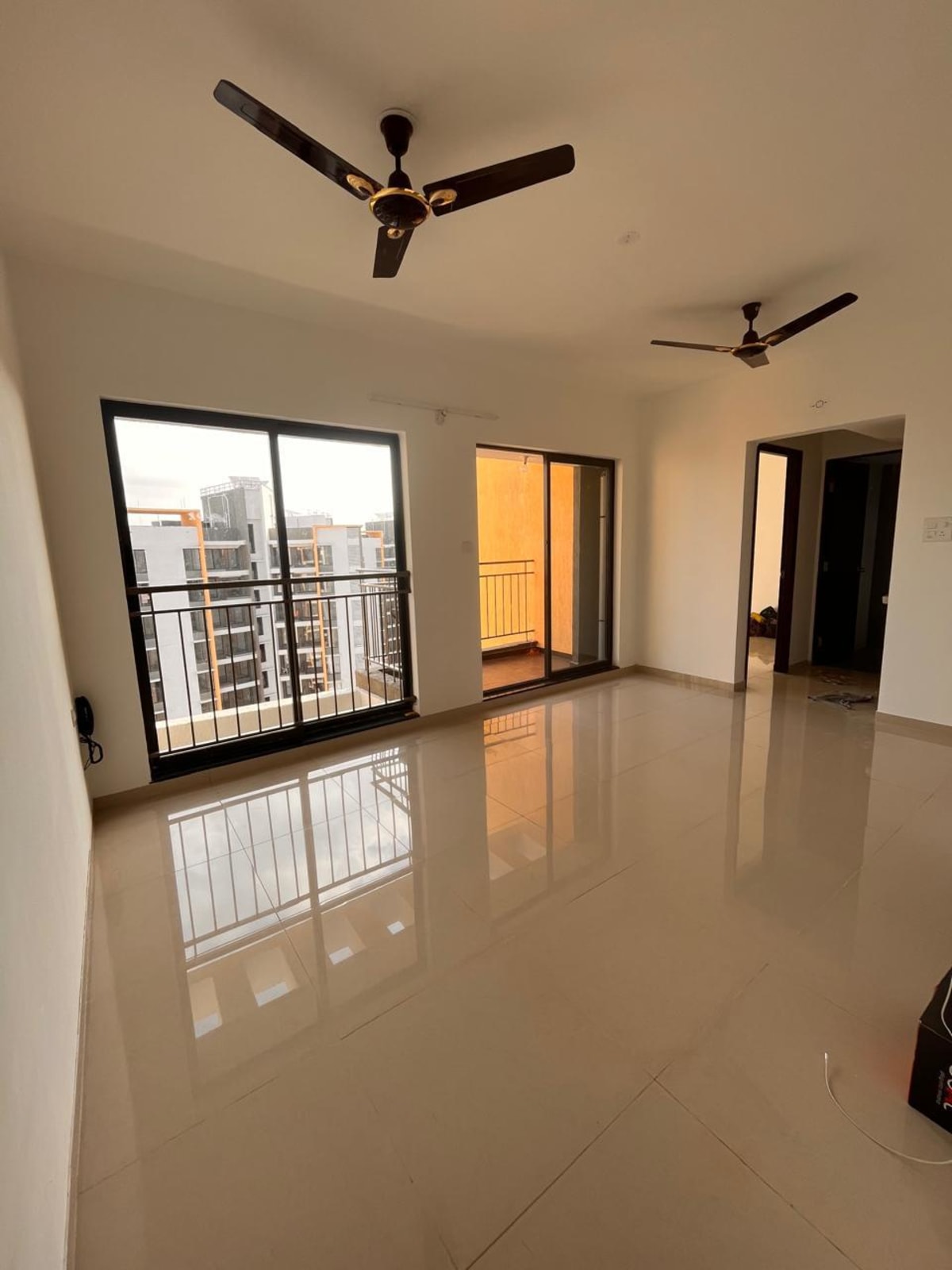 Mittal Pebbles High Mont - View 1