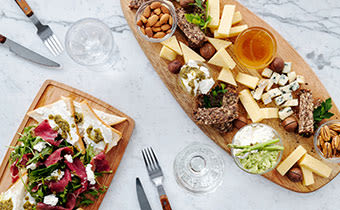 Beautiful bridal shower events in Dallas-Santa Monica, CA with catering
