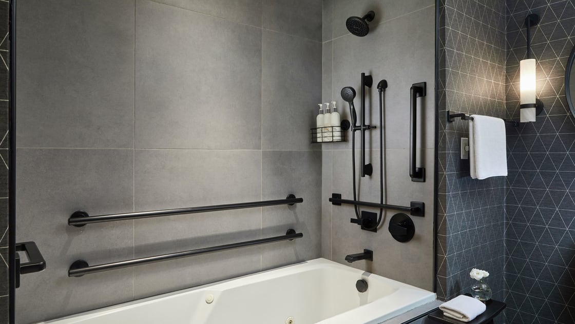 Tub