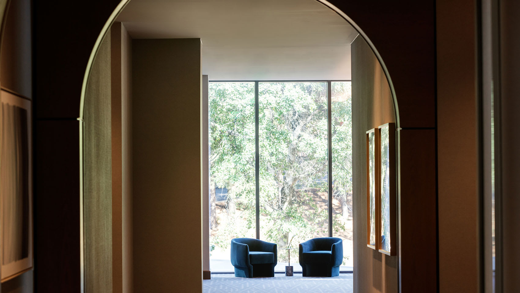 Kimpton Shane hallway