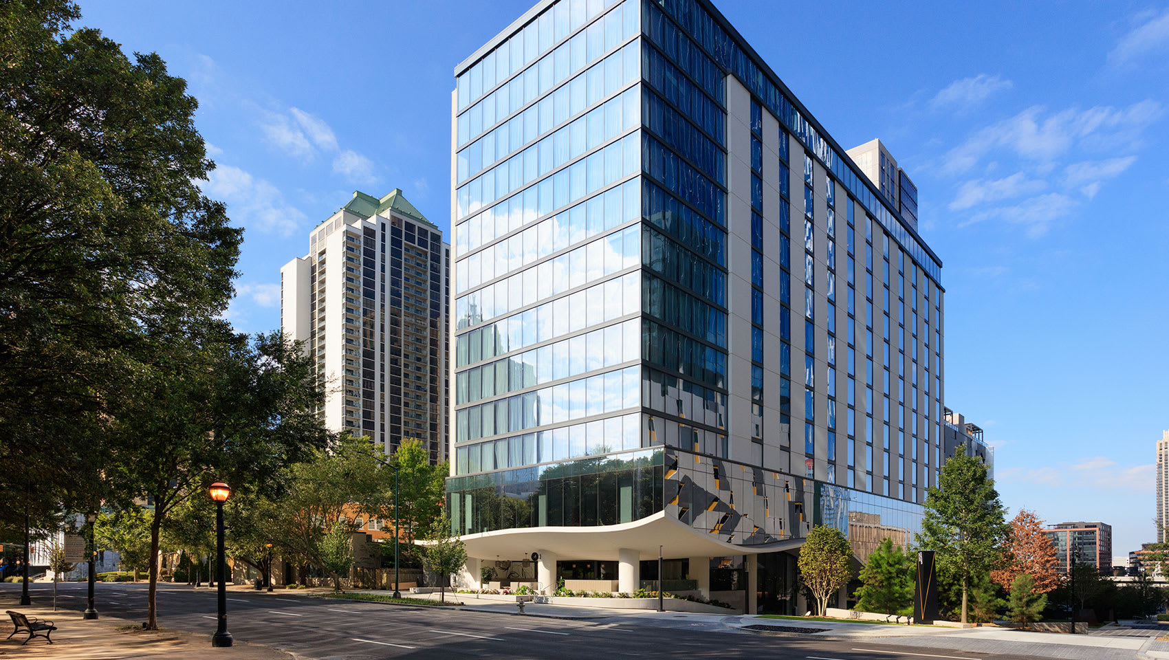 Shane Hotel Exterior