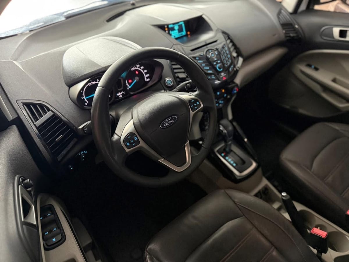 EcoSport Titanium 2.0 16V Flex Aut. – Completa, Top de Linha!