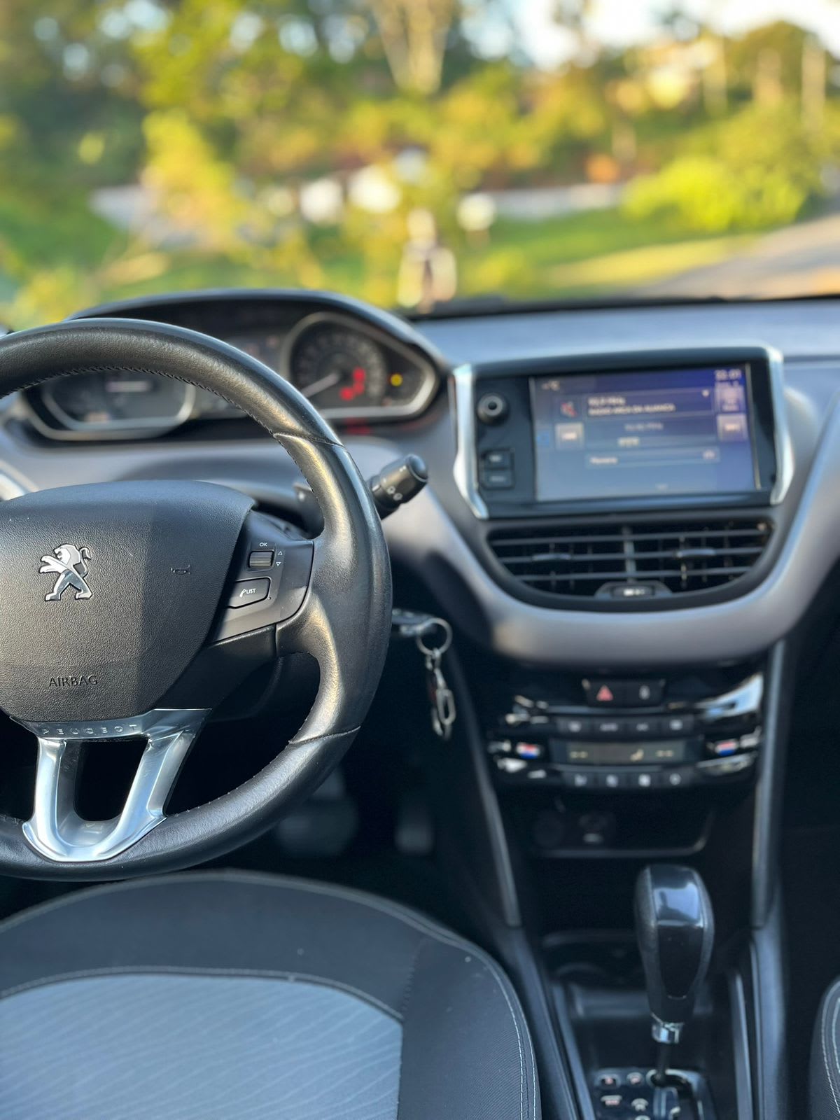 PEUGEOT