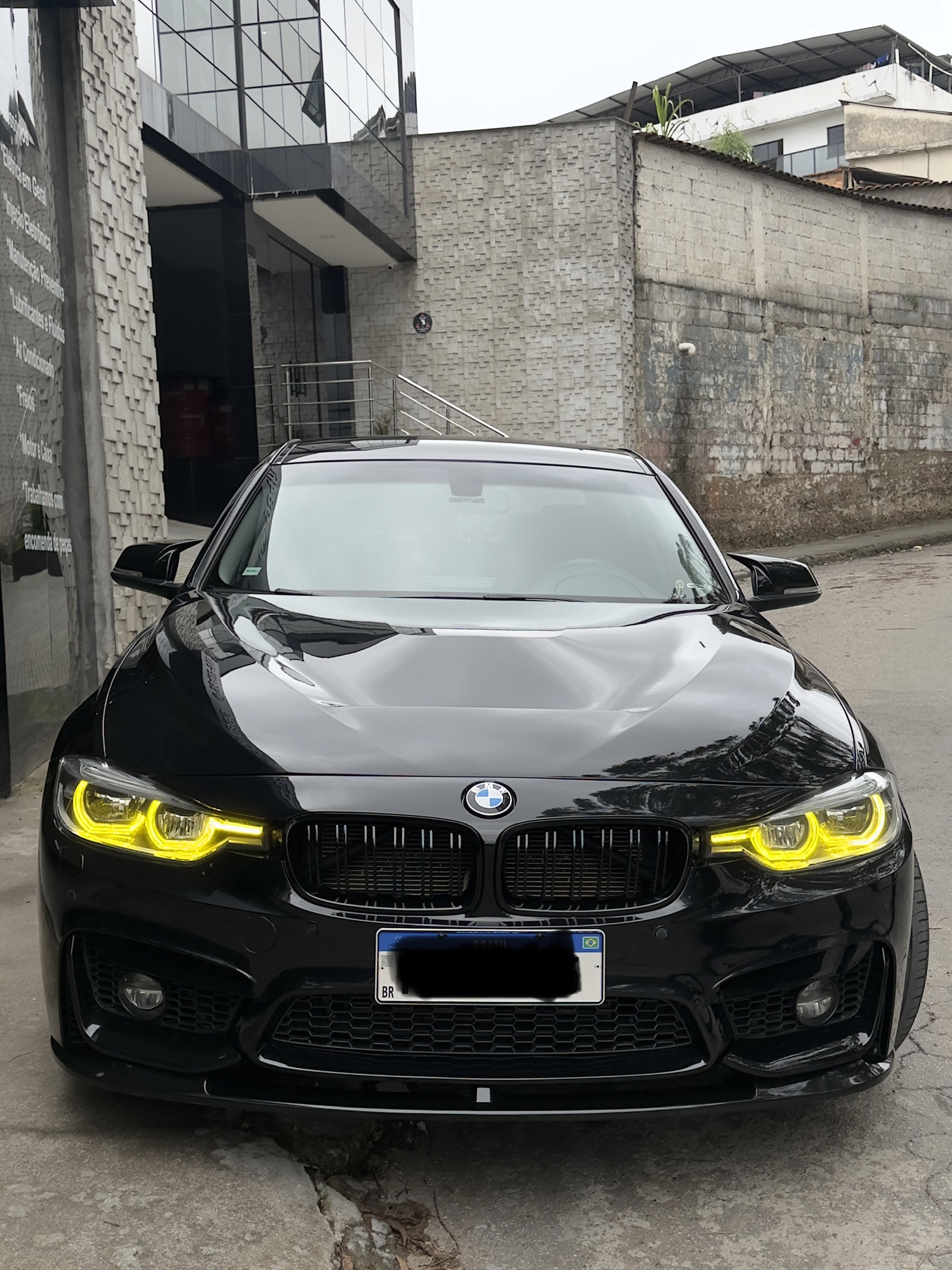 bmw 320i com kit m3