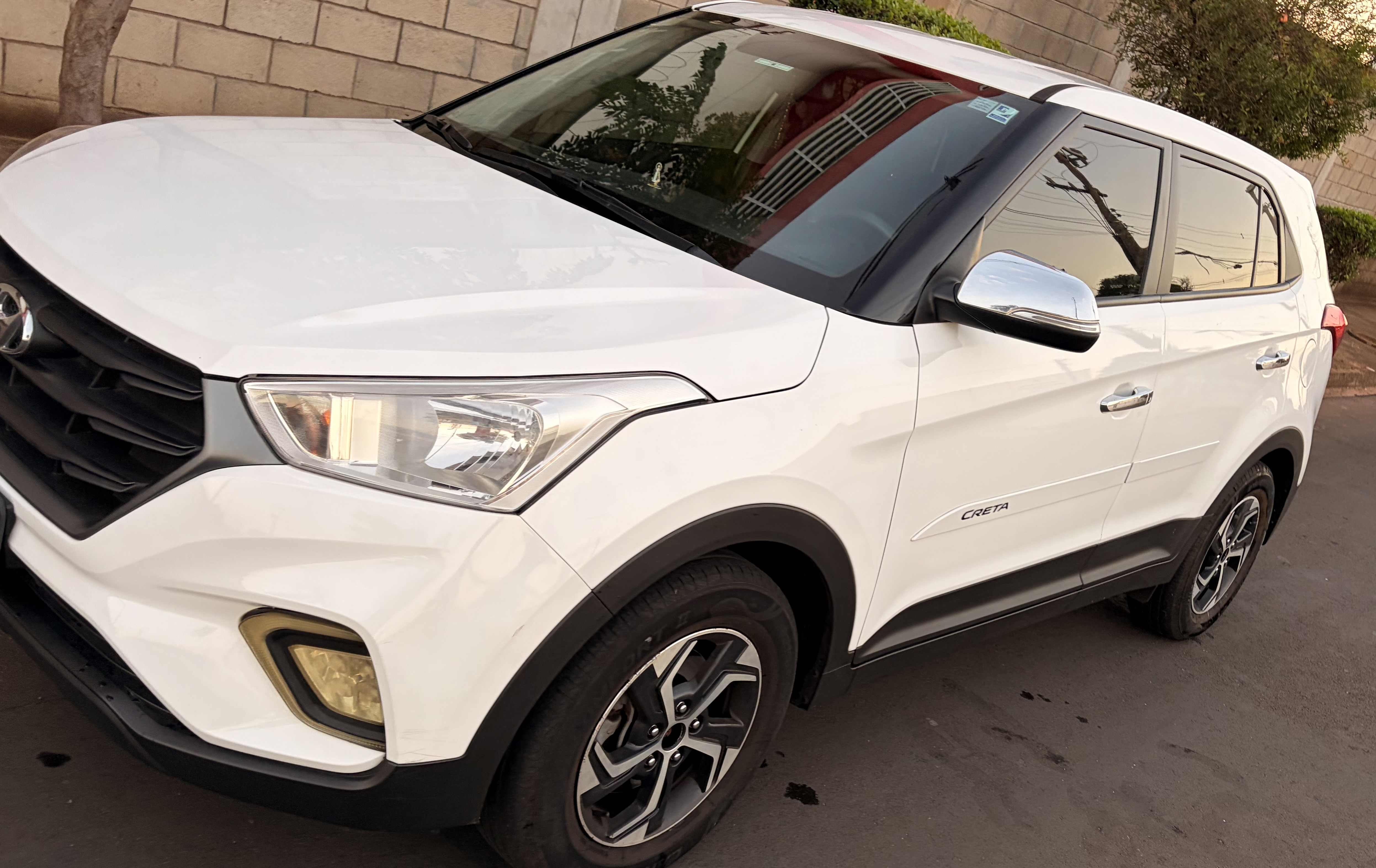 CRETA UNICA DONA, BAIXO KM