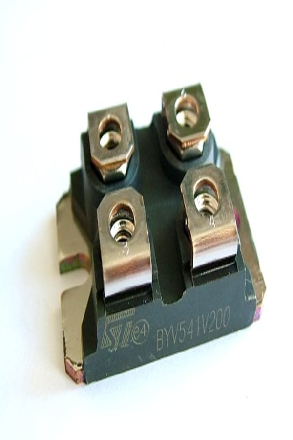 BYV541V 200