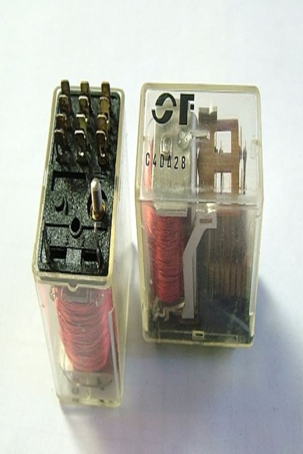 C4DA28 (6V-4C)