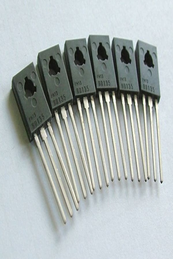 BD135 PHILIPS