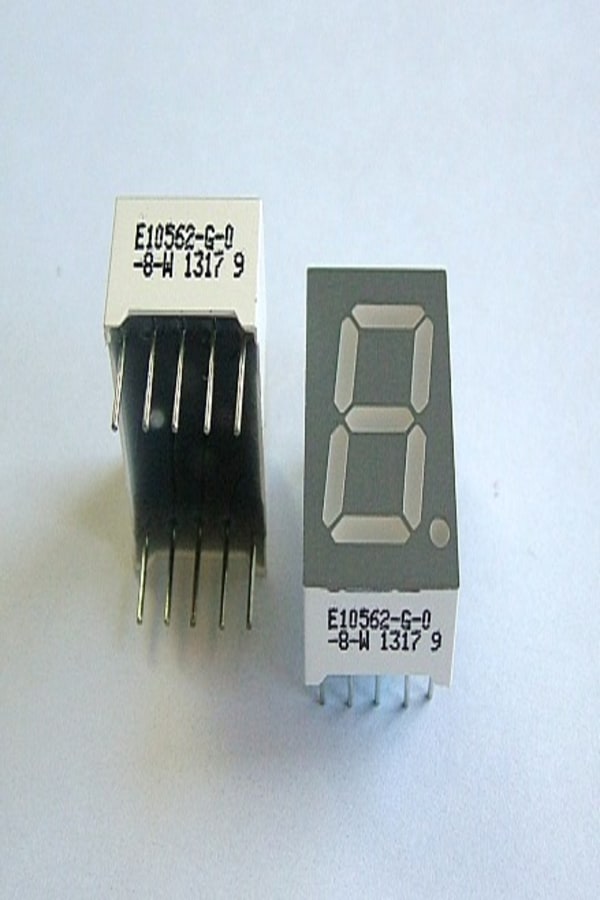 E10562 G-O-8-W