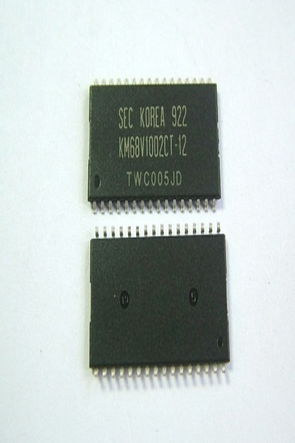 KM68V1002CT 12