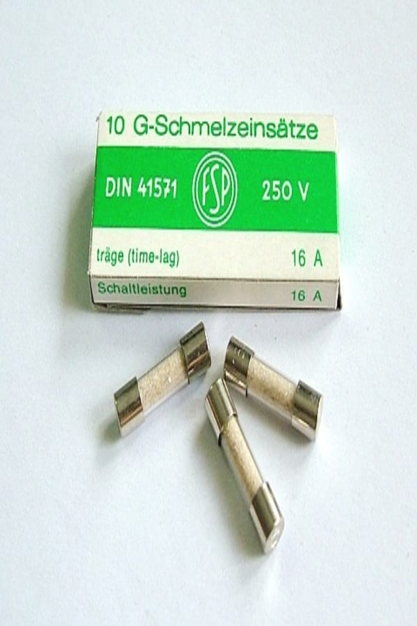 FUSE 16A-250V