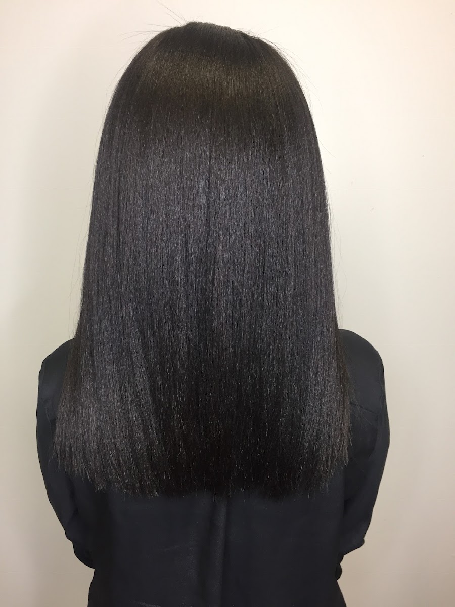 Adulis Hair Salon â Beauty & Spa in Toronto - Image 4