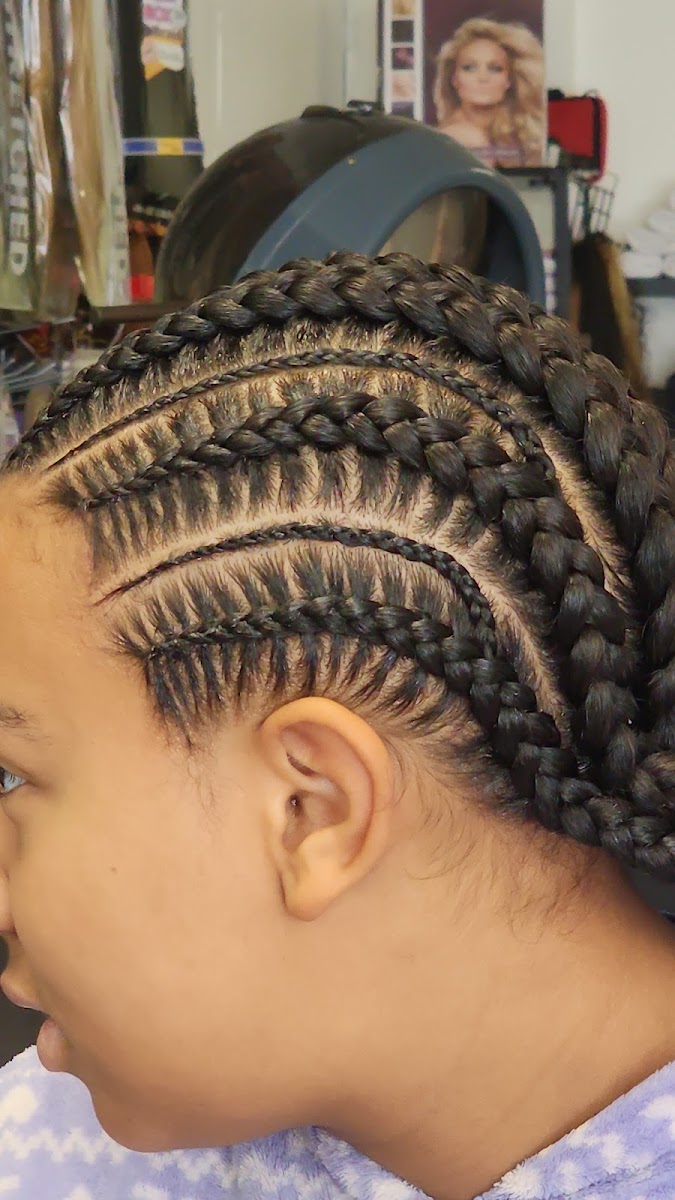 Adulis Hair Salon â Beauty & Spa in Toronto - Image 3