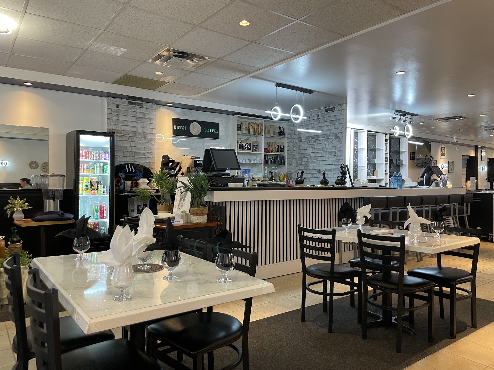Ibex Habesha Restaurant β Restaurant / Cafe in Ottawa - Image 2