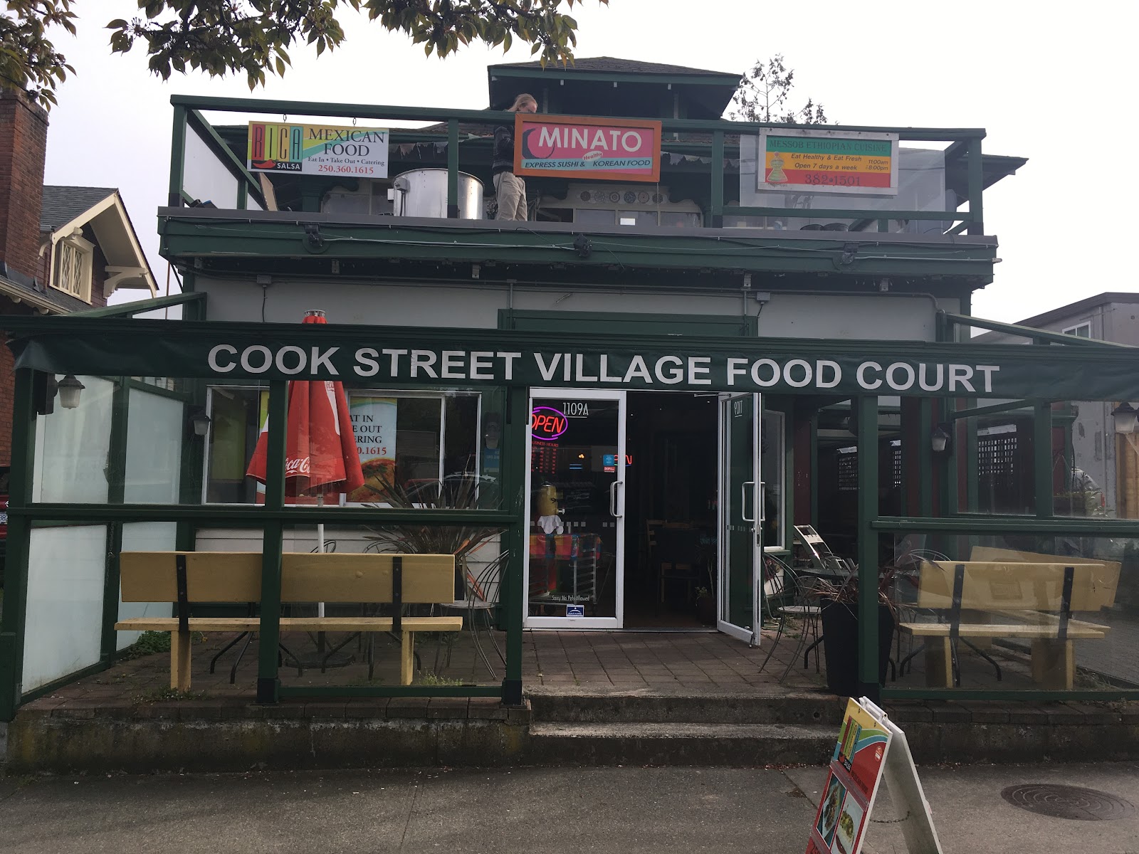 Messob Ethiopian Cuisine β Restaurant / Cafe in Victoria - Image 2