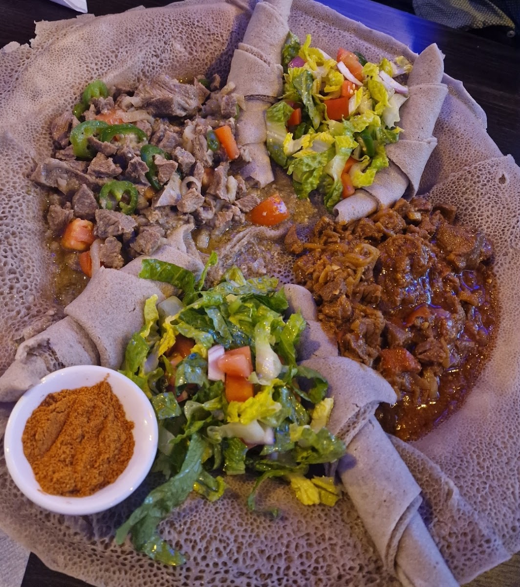 Mocha Cafe β Restaurant / Cafe in Toronto - Image 3