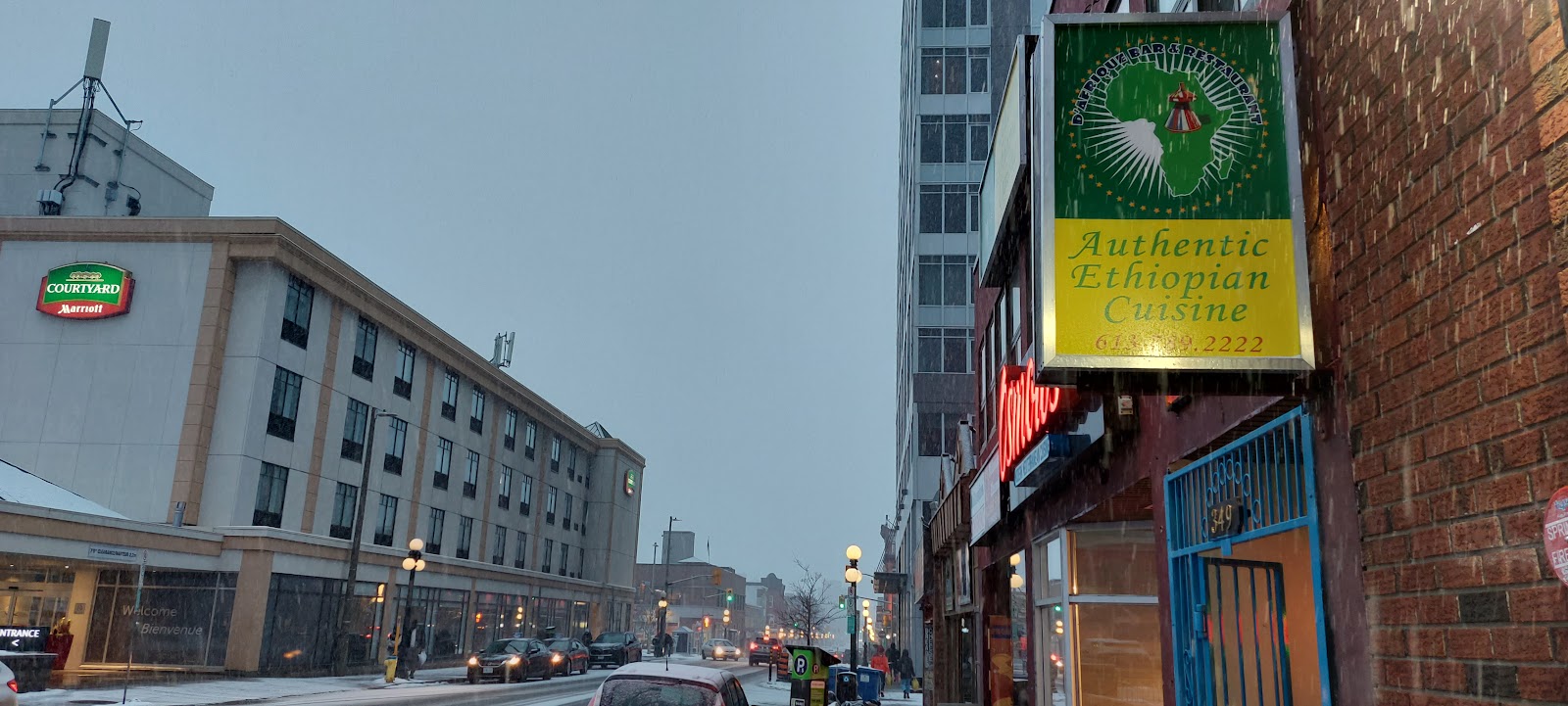 D'Afrique Restaurant & Bar โ Restaurant / Cafe in Ottawa - Image 2