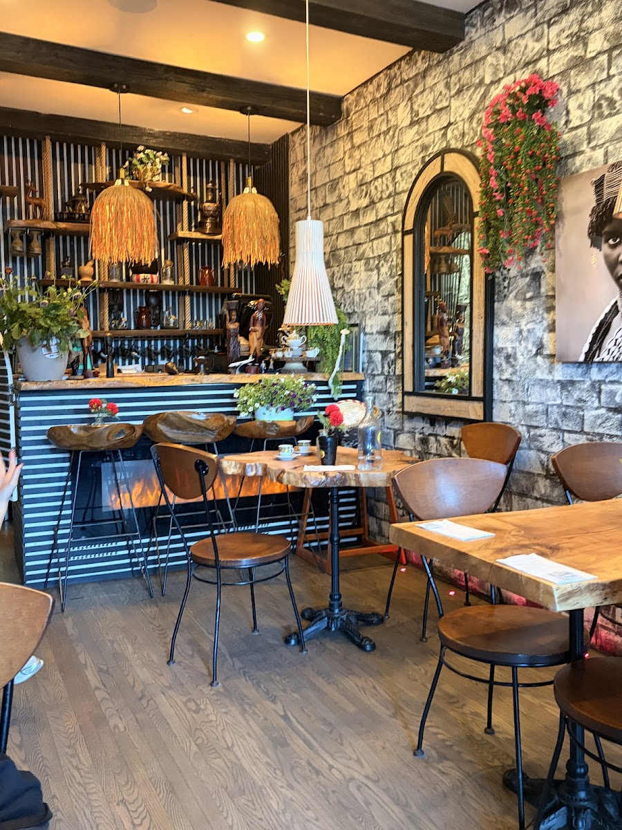 The Spicy Ethiopian β Restaurant / Cafe in Toronto - Image 4