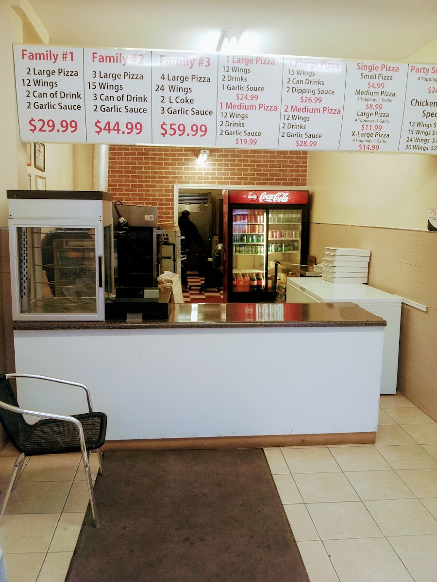 Noor Pizza & Restaurant β Restaurant / Cafe in York - Image 4