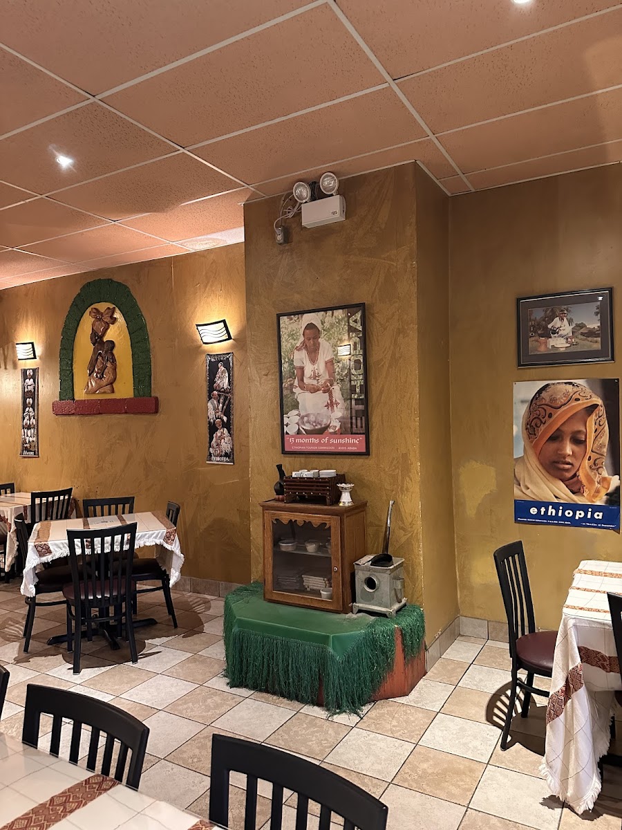 World Marathon Ethiopian β Restaurant / Cafe in Windsor - Image 3