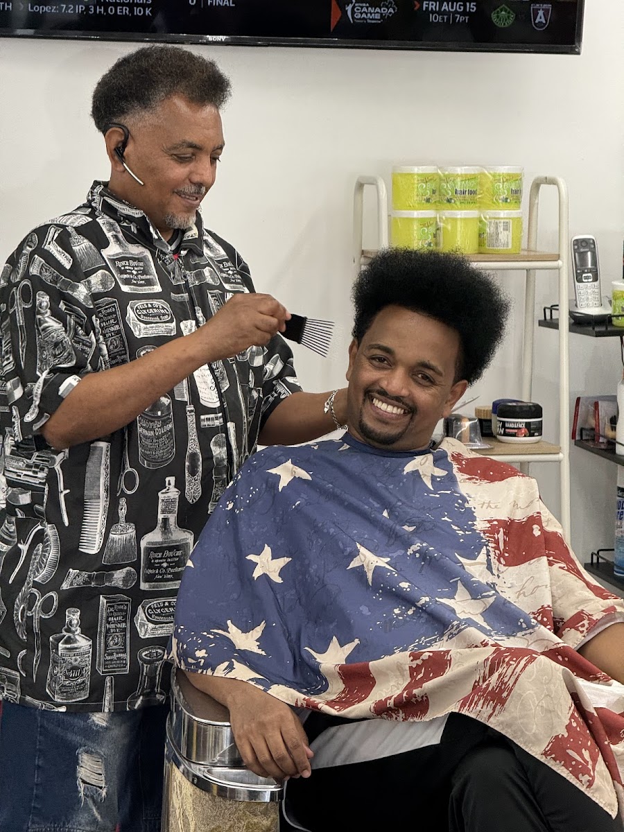 Solomon Barber Shop β Barbers in Toronto - Image 4