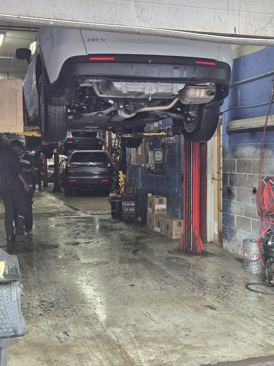 Mikey G Auto Sales — Automotive in Toronto - Image 3