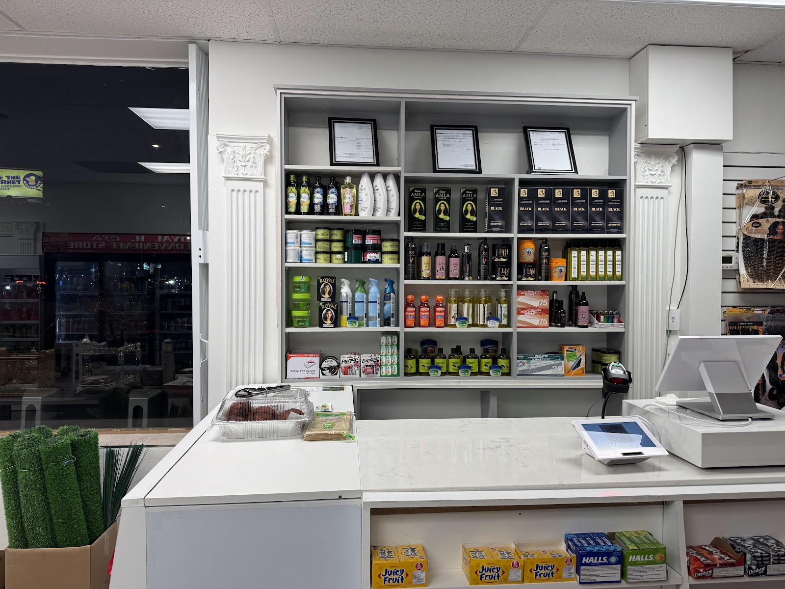 Royal H. Convenience Store — Convenience | Grocery Store in Toronto - Image 1