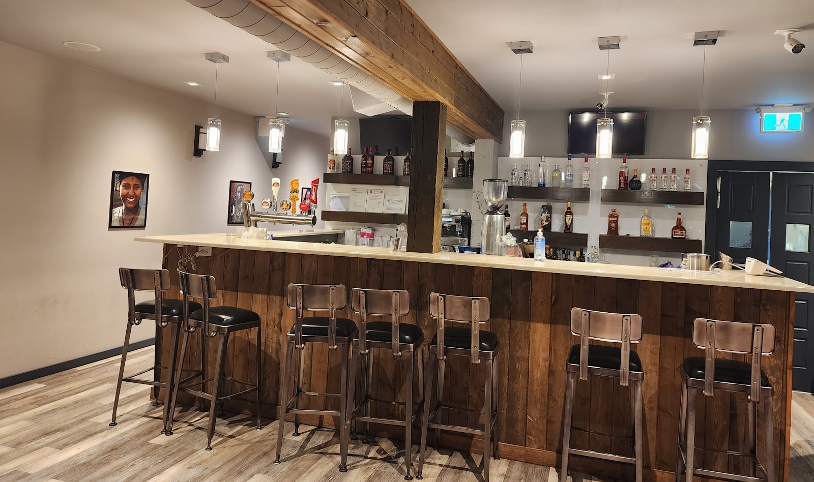 Gebeta Restaurant & Lounge โ Restaurant / Cafe in Edmonton - Image 1