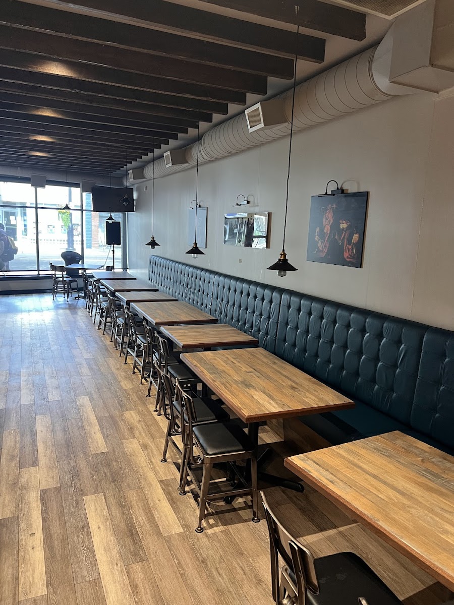 Gebeta Restaurant & Lounge โ Restaurant / Cafe in Edmonton - Image 2