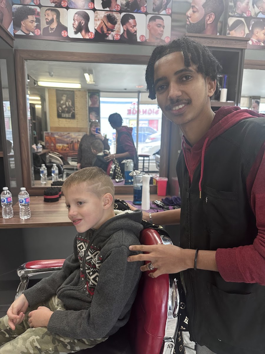 5D Barber Shop and Boutique β Barbers in Edmonton - Image 1
