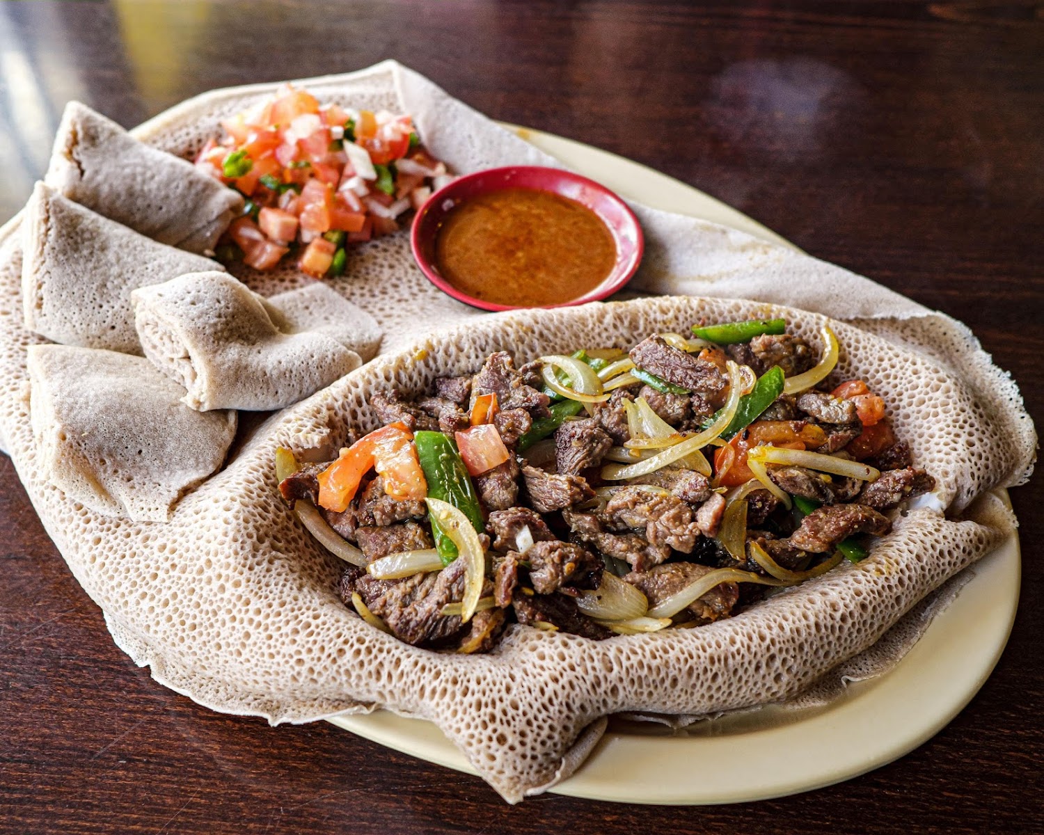 Asmara Lounge and Restaurant โ Bar / Lounge in Guelph - Image 2