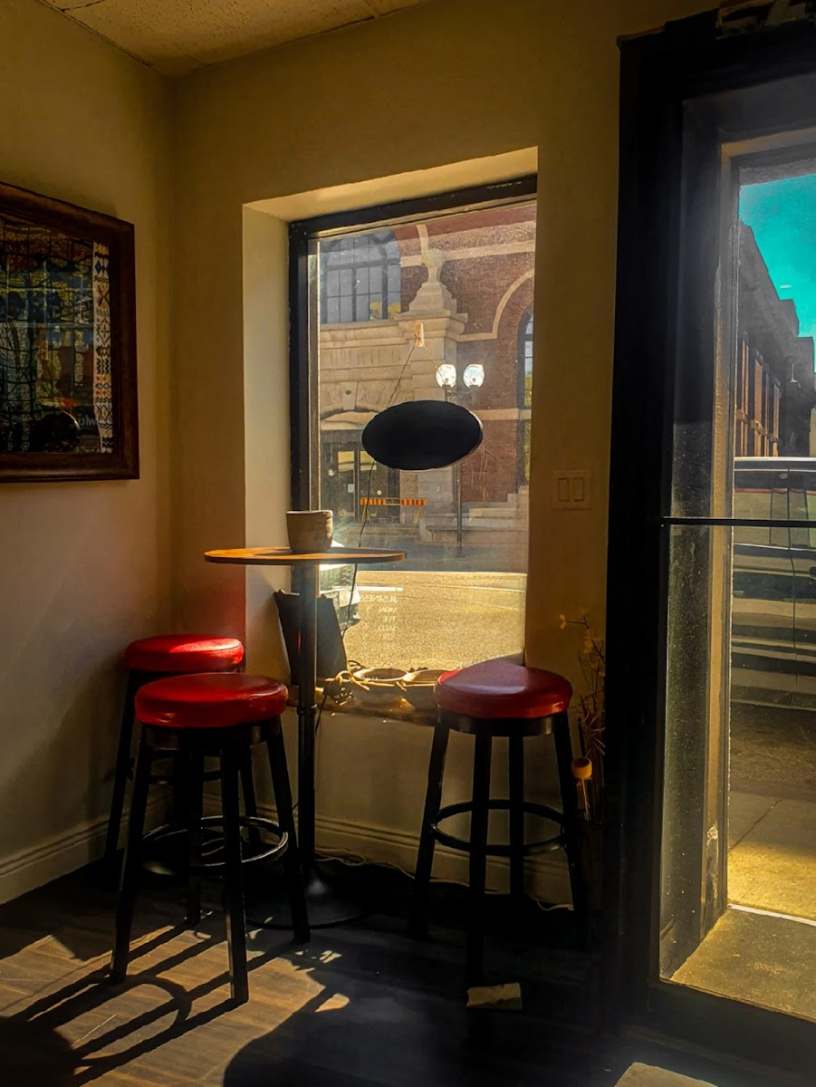 Buna Bar โ Restaurant / Cafe in Windsor - Image 1