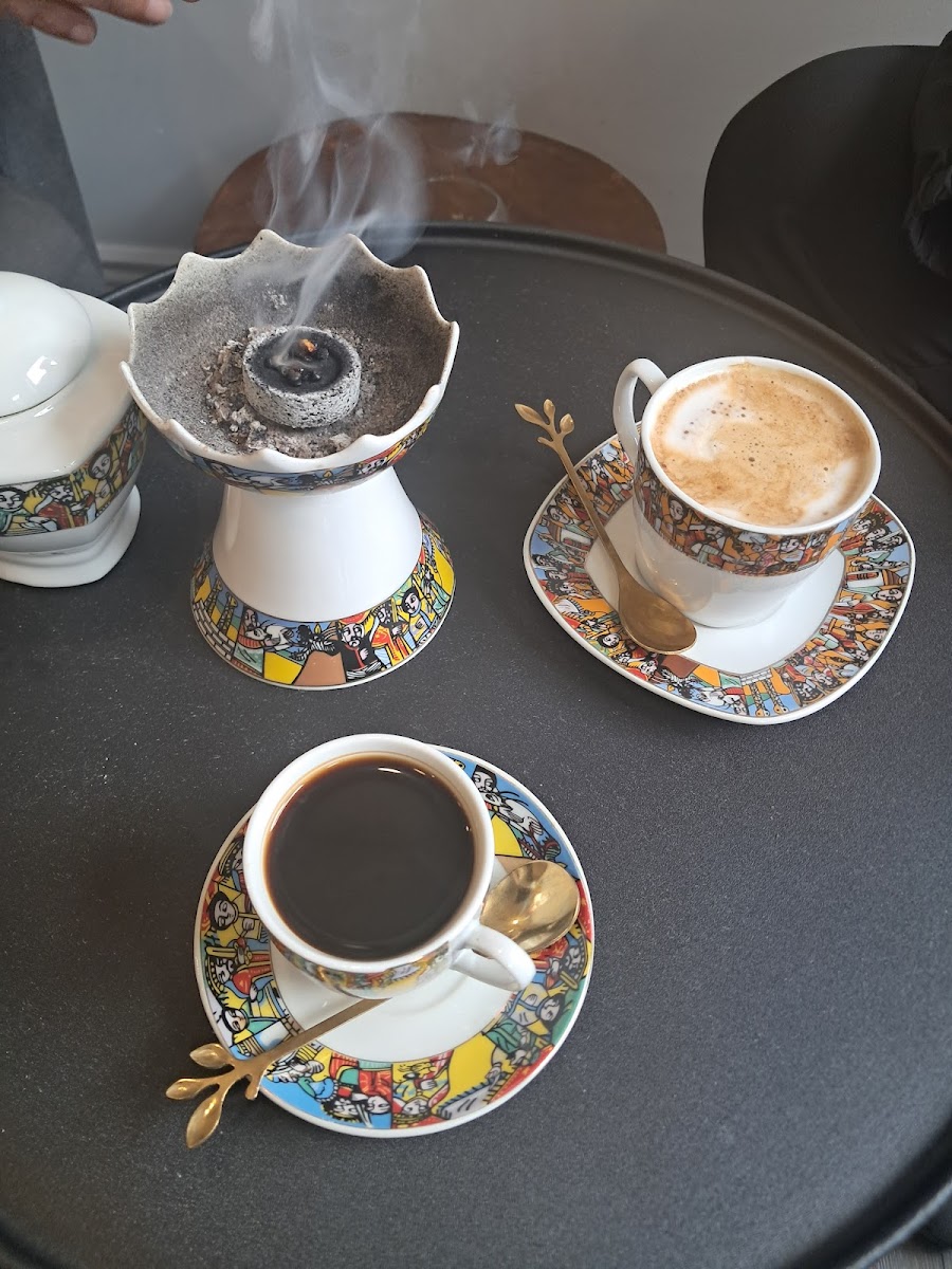 Buna Bar โ Restaurant / Cafe in Windsor - Image 3