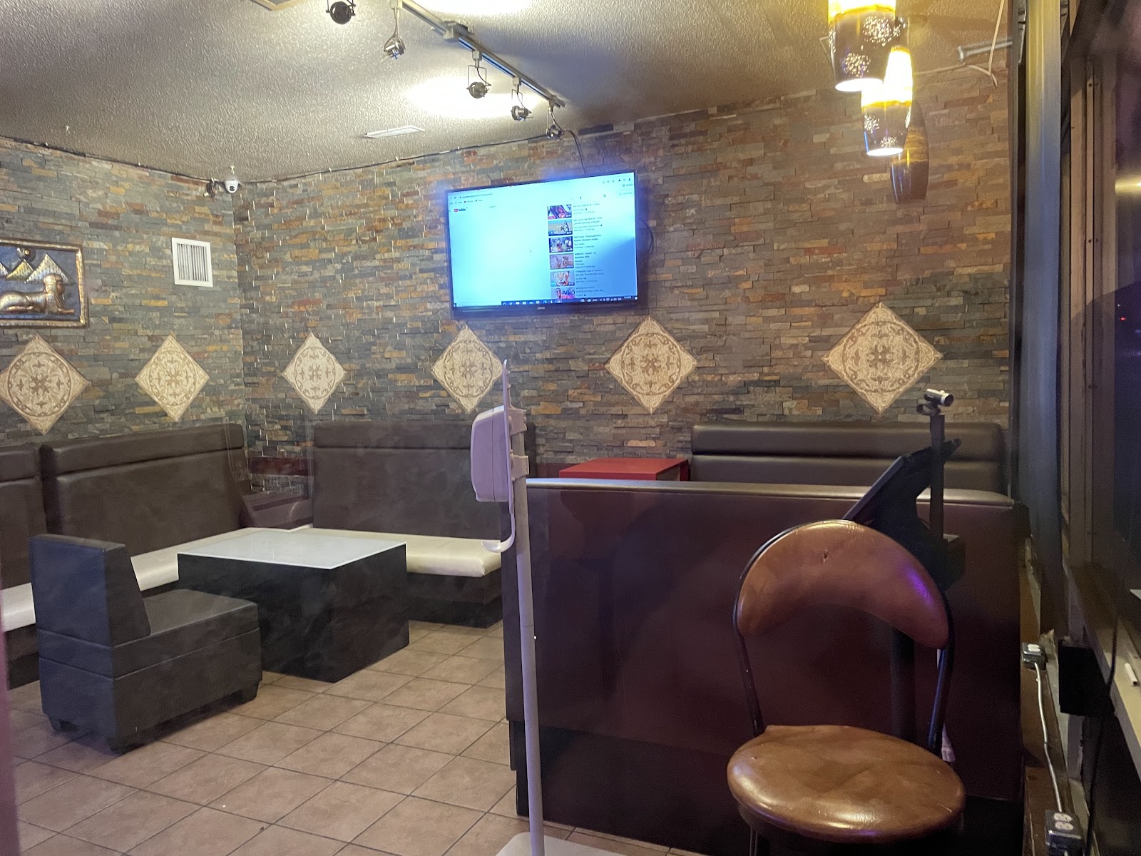 Zembaba 2 Ethiopian Restaurant & Bar β Restaurant / Cafe in Edmonton - Image 3