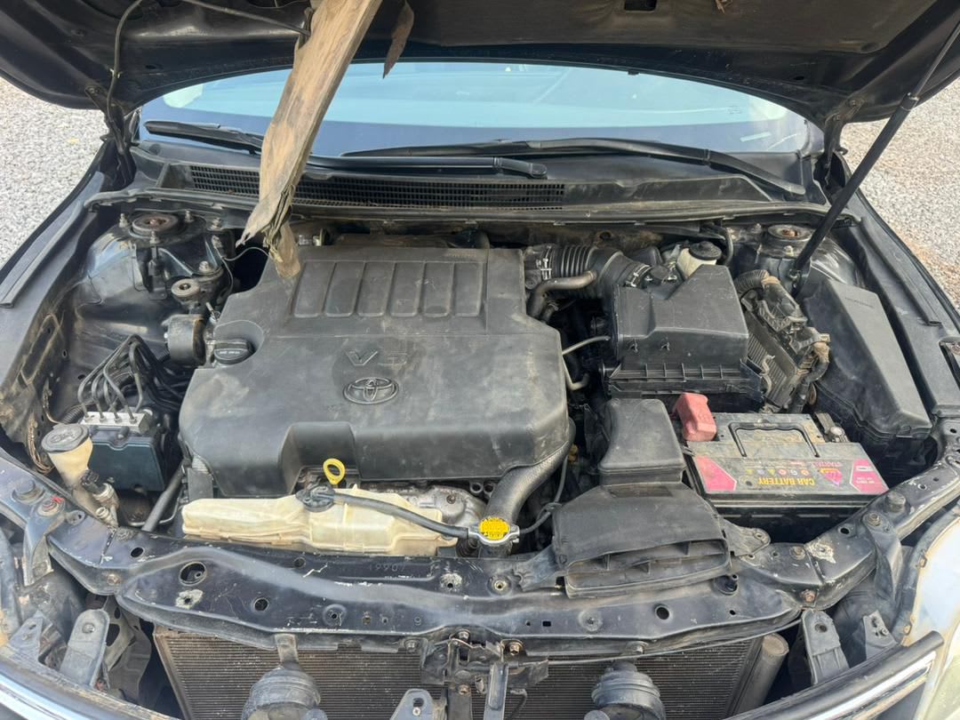 TOYOTA AVALON