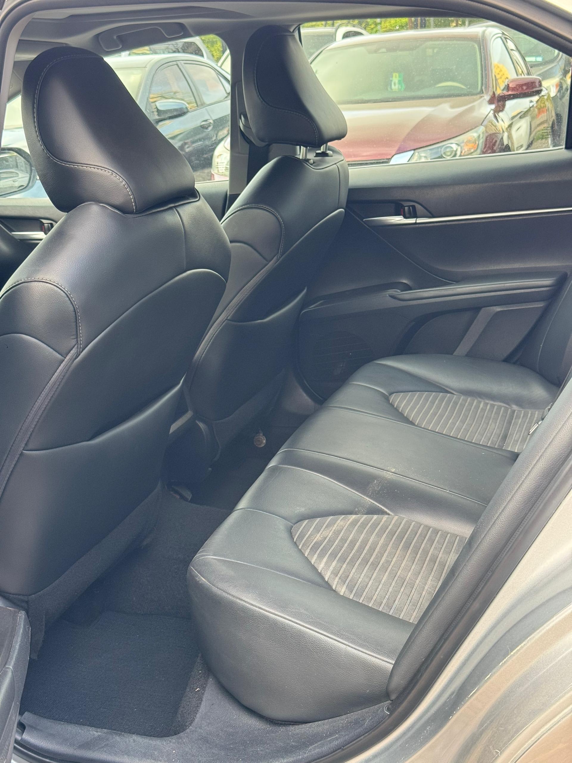 TOYOTA SE