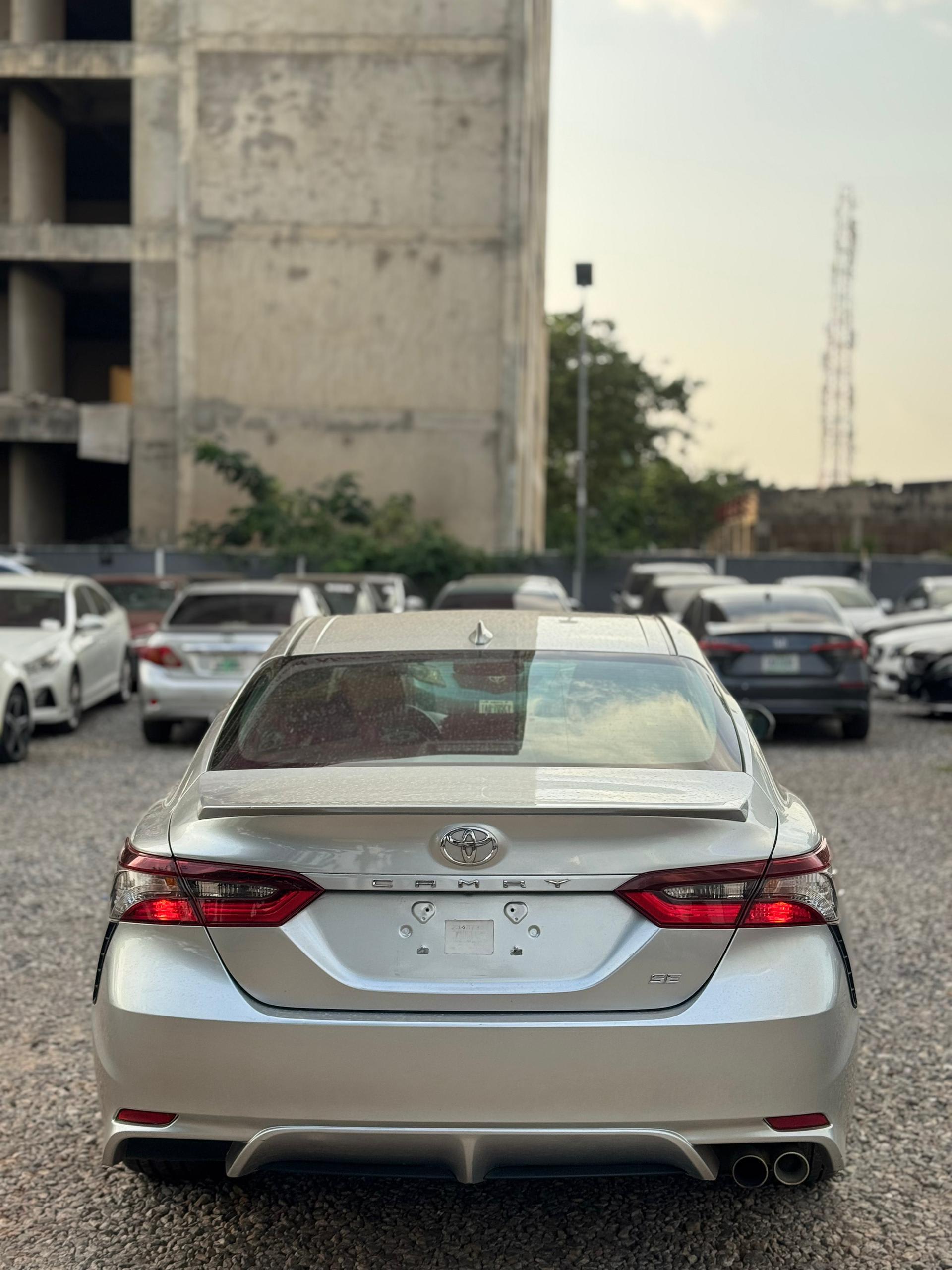 TOYOTA SE