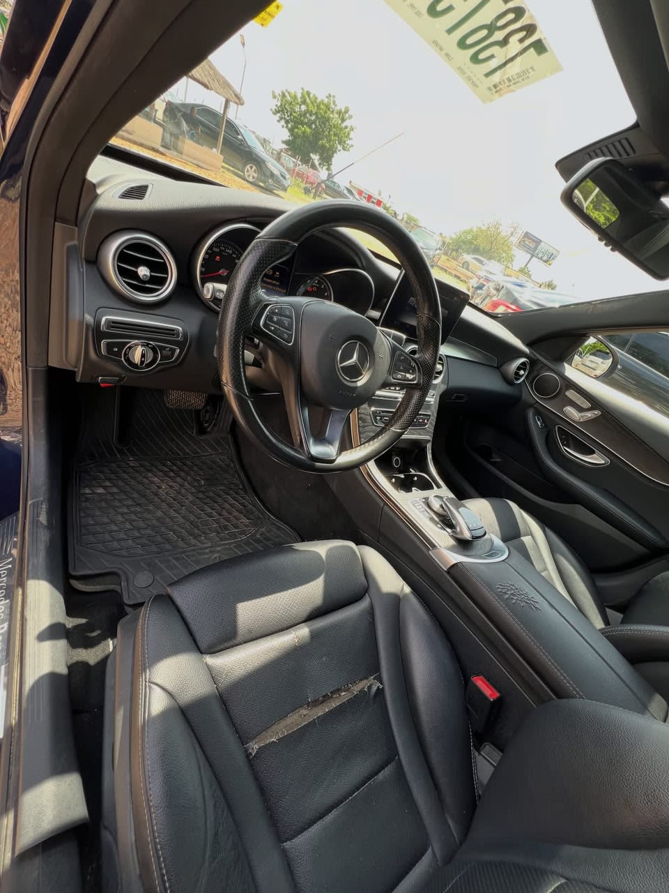 Mercedes-Benz C300
